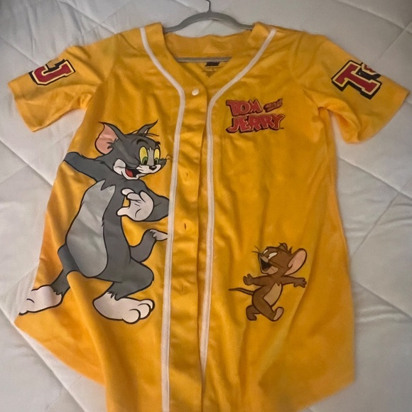 Brand New Tom and Jerry Ladies Shirt - Picture 2 of 3